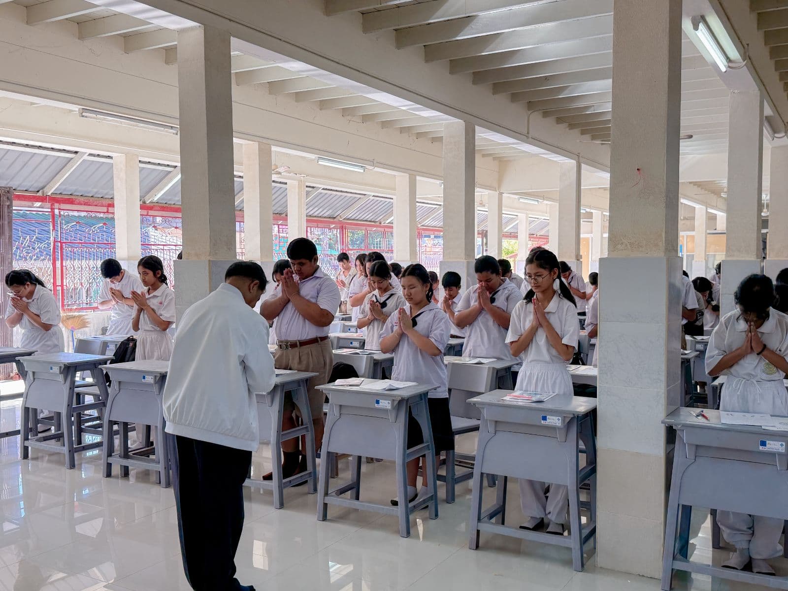 เรียรวันอาทิต